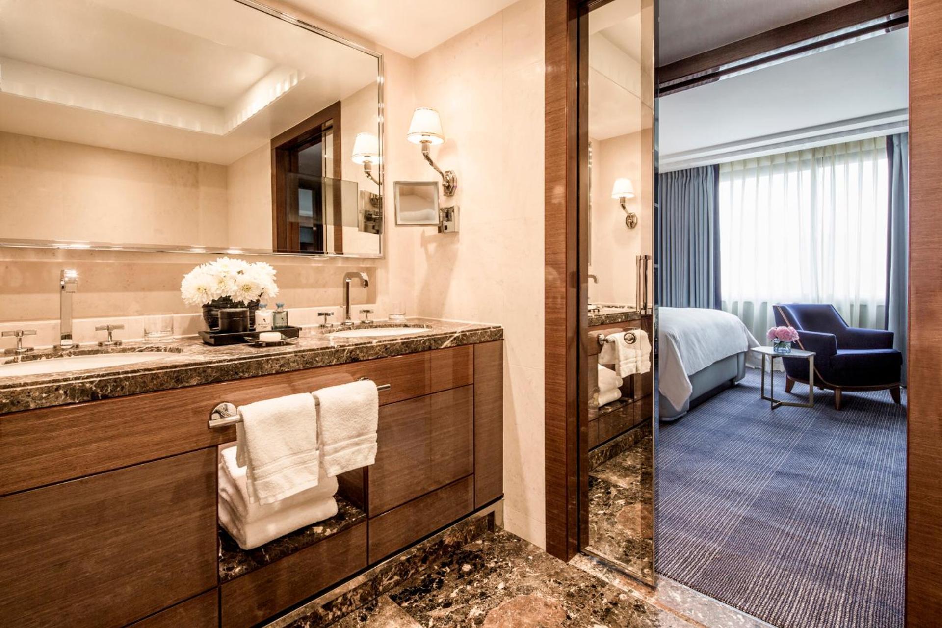 Ambassador-suite med kingsize-seng